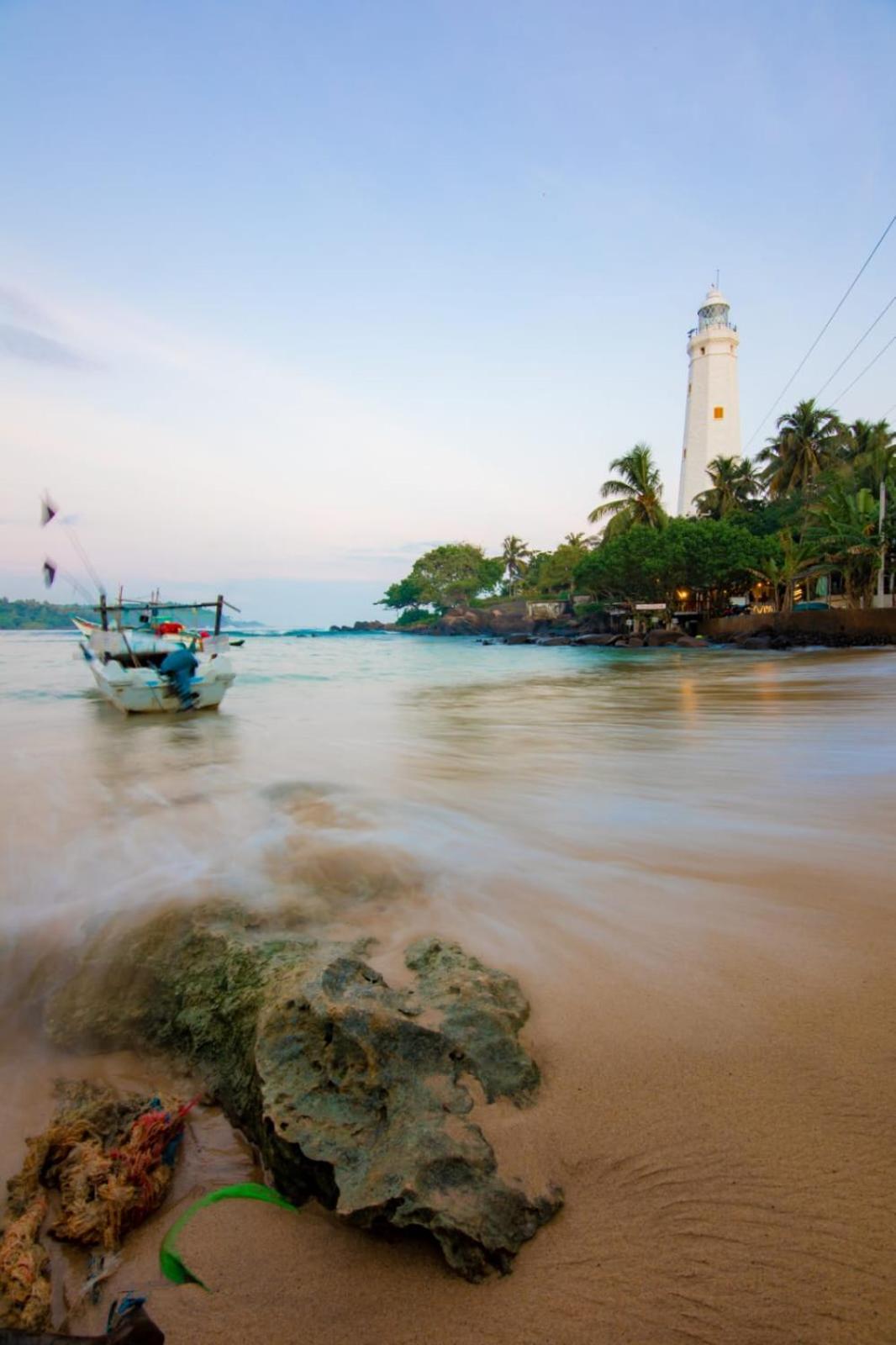 Light House Beach Home Matara Eksteriør bilde