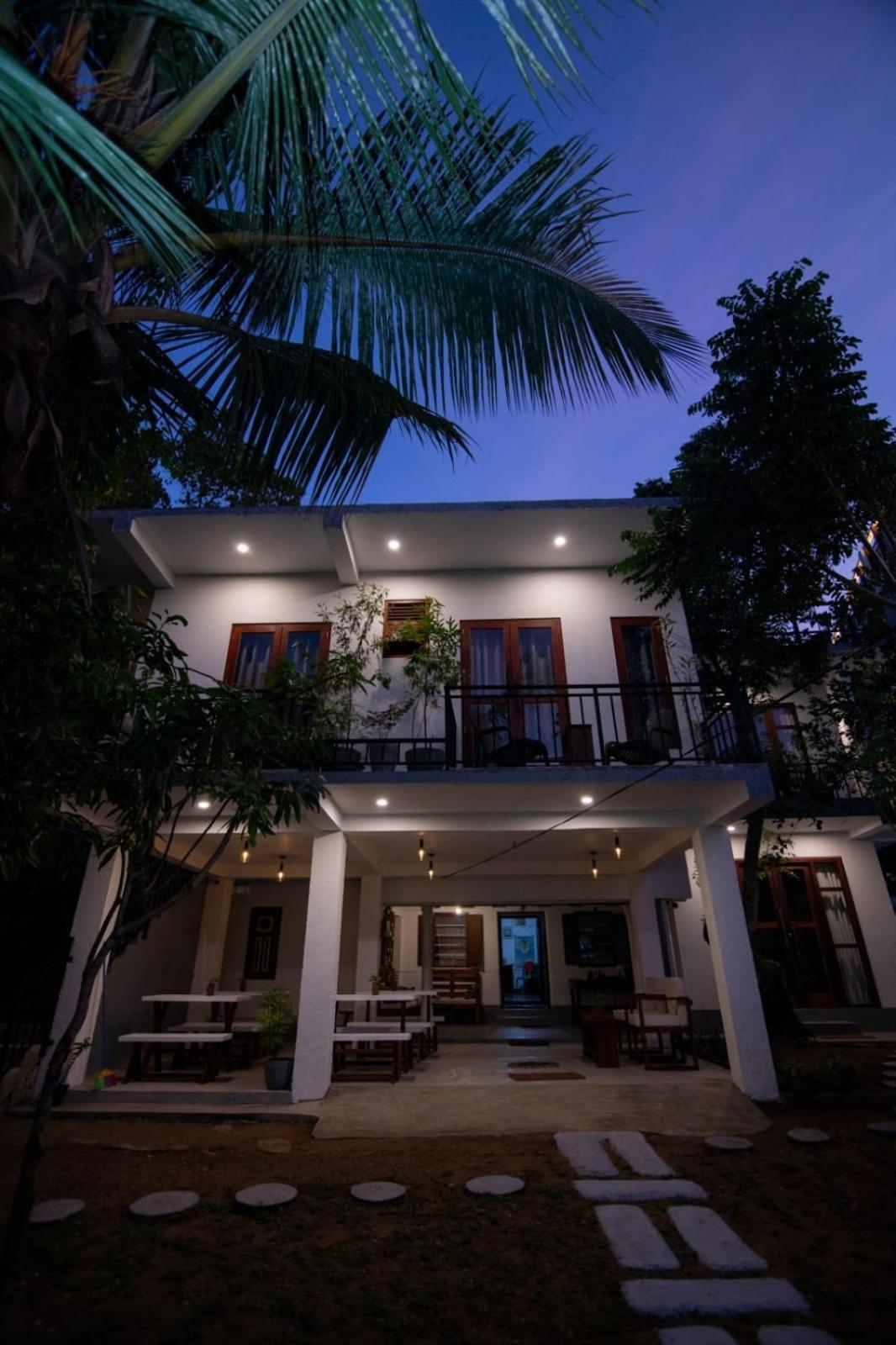 Light House Beach Home Matara Eksteriør bilde